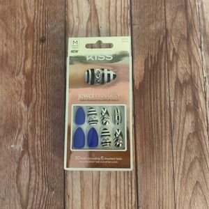 5 for $20 KISS Nails